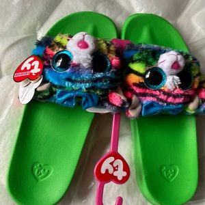 Slides size 5.5 Ty plush flip flops new